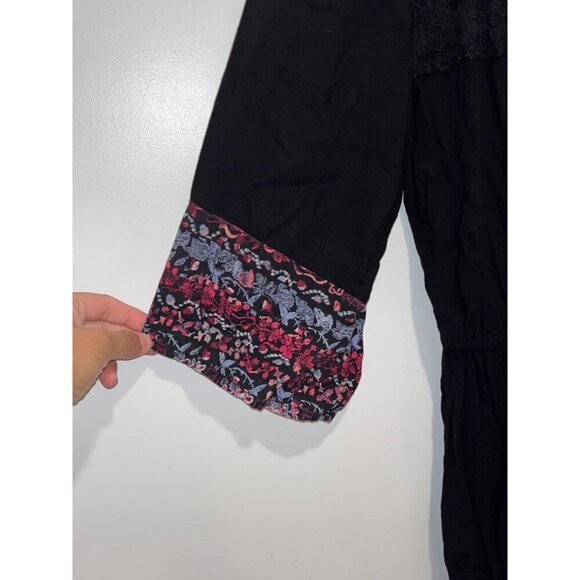 Abercrombie Black Lace Detailing & Floral Cuff Sleeves Women's Jumpsuit Size XL - Picture 3 of 9